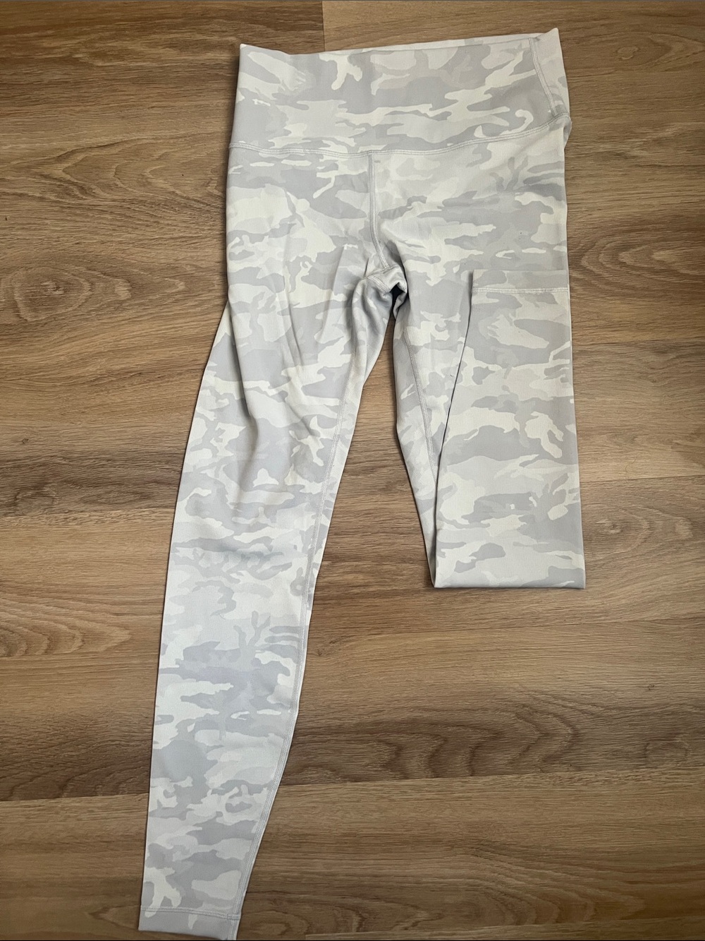 Lululemon Camo Leggings - Picture 2 of 6